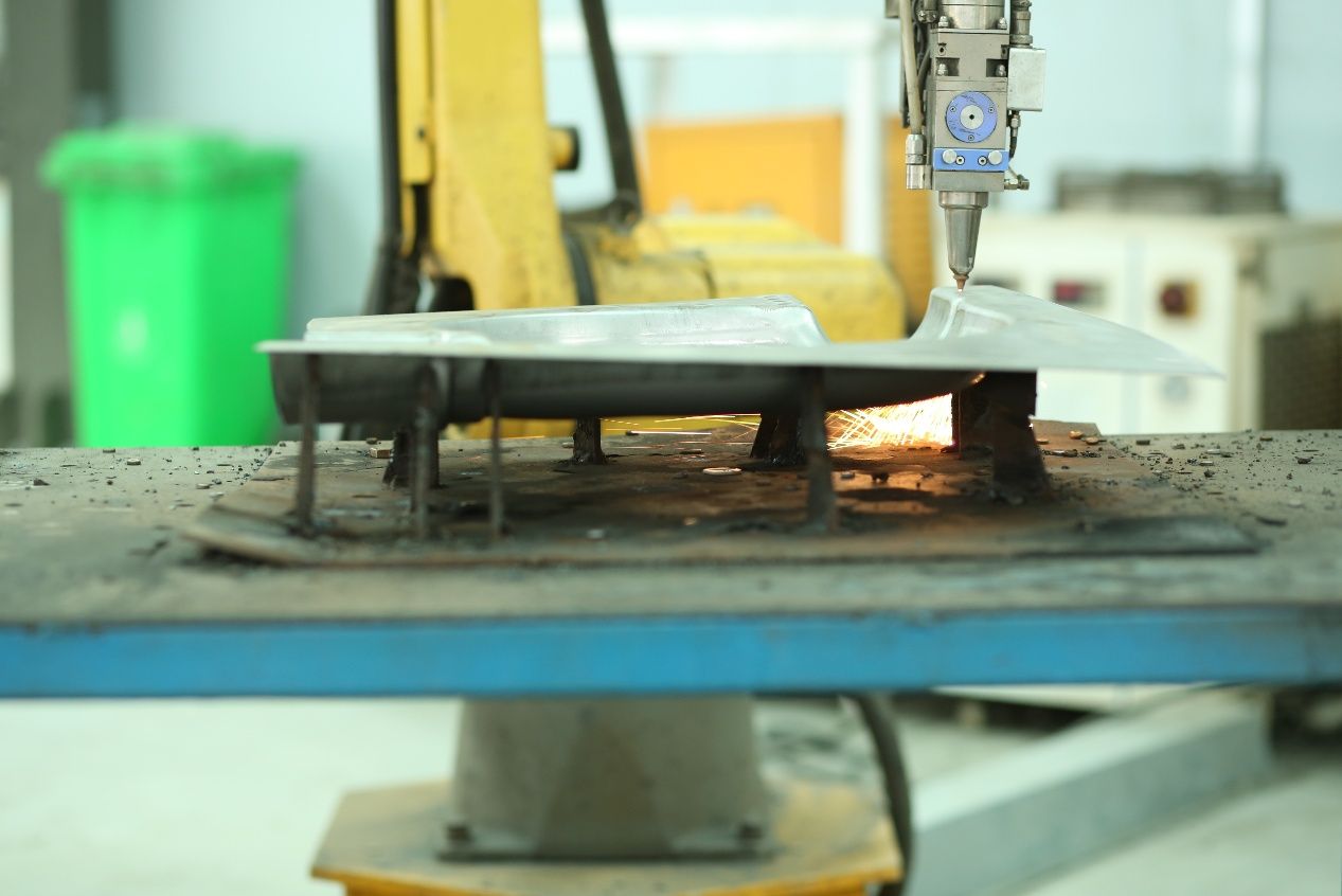 ລະບົບການໃຫ້ອາຫານອັດຕະໂນມັດ Debabrother ບັນລຸການລໍາລຽງປະສິດທິພາບແລະຄວາມຊັດເຈນ